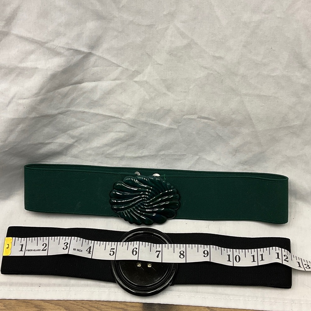 Stylish Black and Green Women's Belt Set - Picture 3 of 4